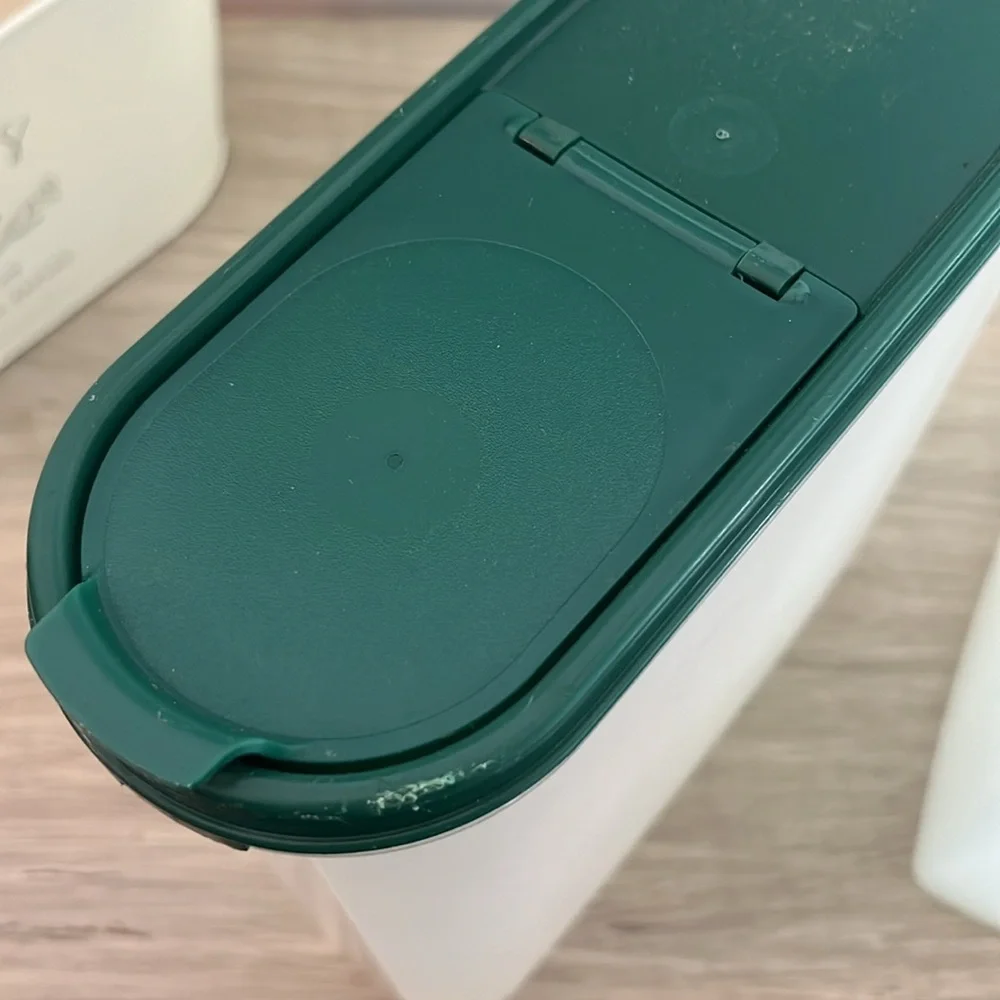 CEREAL/ DRY GOODS containers with flip lids from Tupperware. Very good c…